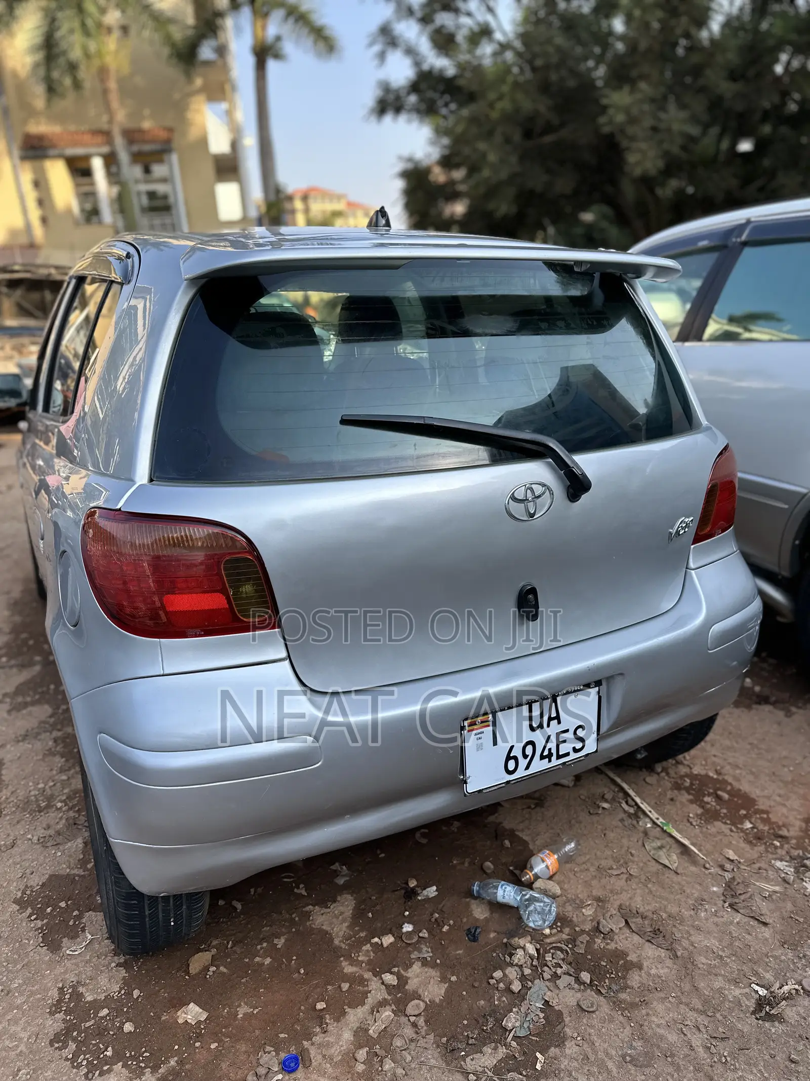 Toyota Vitz 1999 Silver
