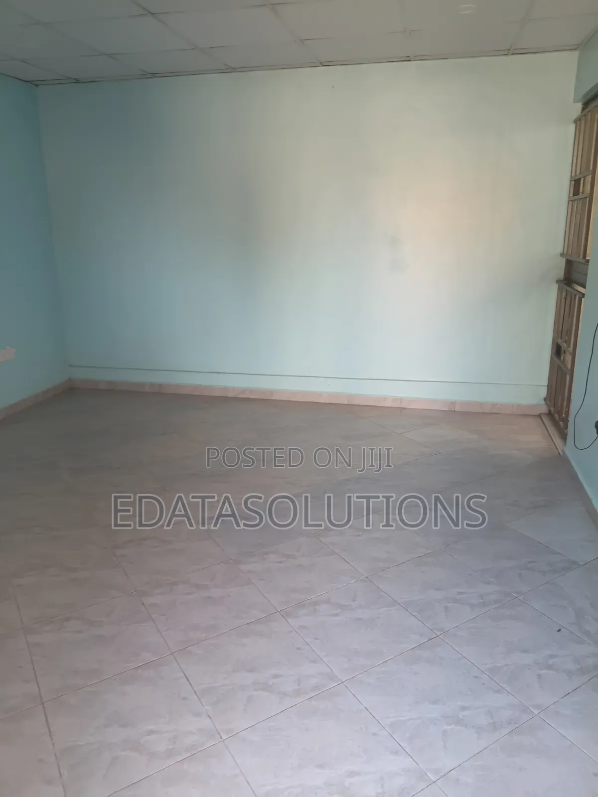 1bdrm Block of Flats in Nnnn Estatte, Rubaga for rent