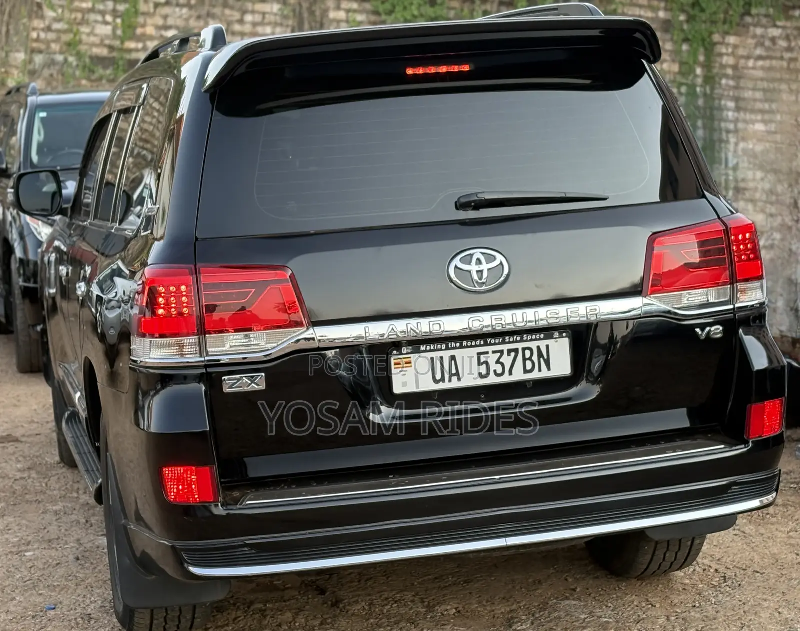 Toyota Land Cruiser 4.6 V8 ZX 2010 Black