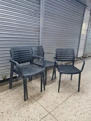 Cherry Solid Plastic Chairs Chairs for Bars