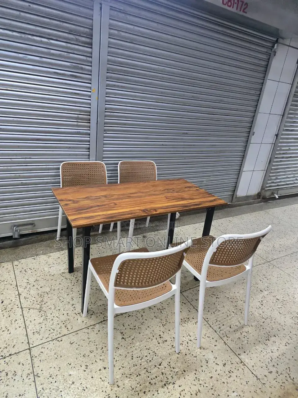 Bar Hotel Restaurant Garden Plastic Table and Chairs