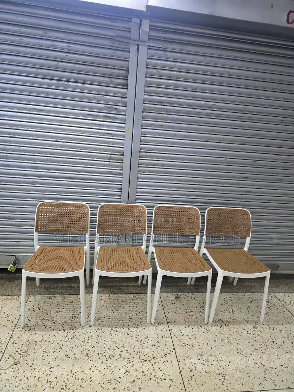 Meshrest Plastic Chairs Plastic Chairs