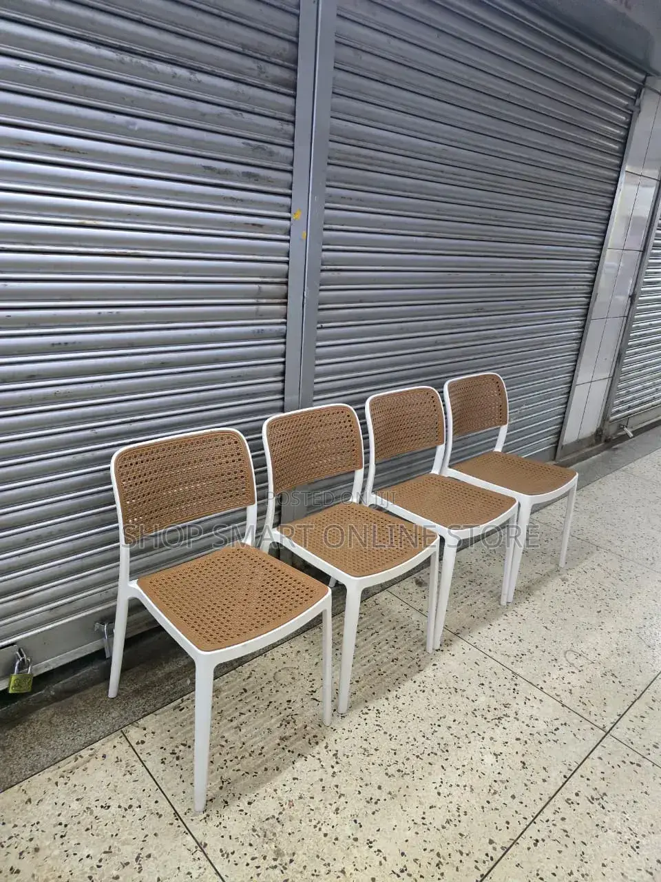 Meshrest Plastic Chairs Plastic Chairs