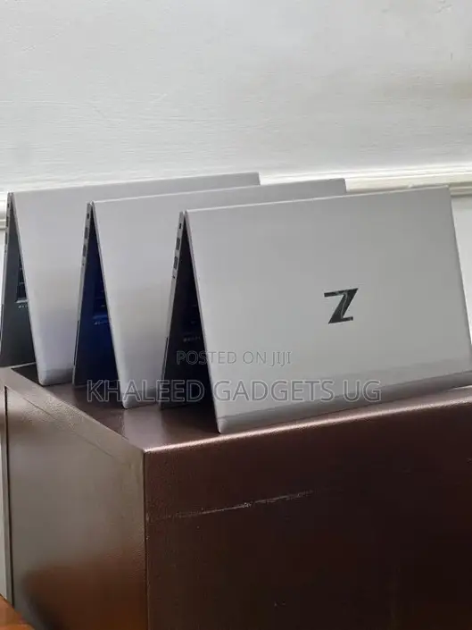 Laptop HP ZBook Firefly G8 16GB Intel Core i7 SSD 512GB