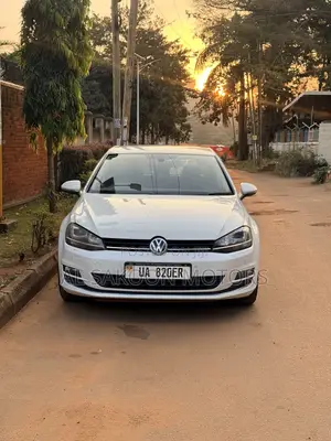 Volkswagen Golf TSI S 4-Door FWD 2016 White