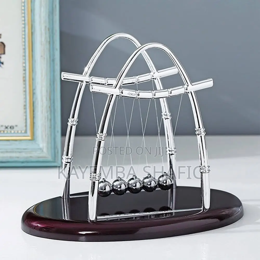 Sail-Shaped Newton's Cradle Pendulum Balance Balls Desk Decor