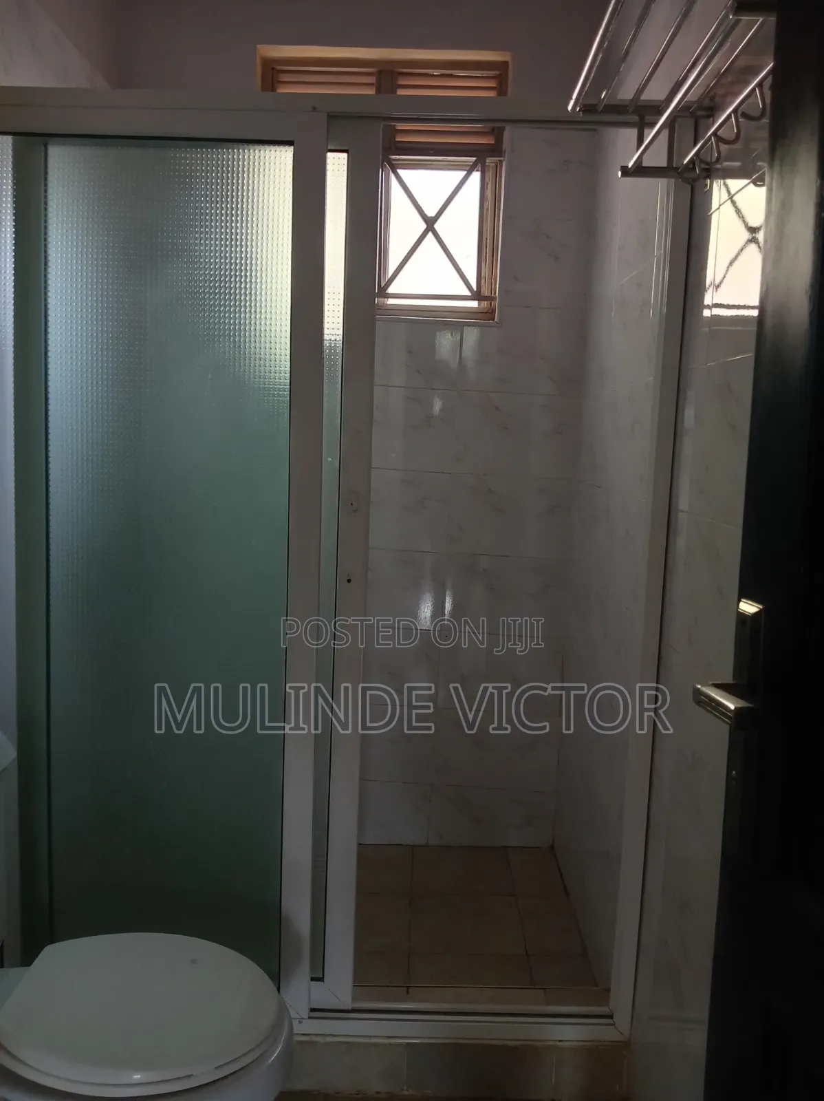3bdrm House in Kira Mamerito. Kito for sale