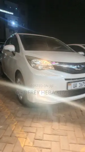 Toyota Ractis 1.5 FWD 2013 Off white