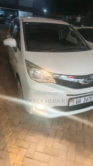 Toyota Ractis 1.5 FWD 2013 Off white