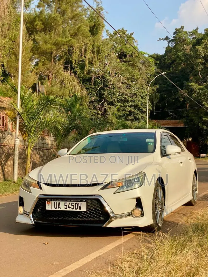 Toyota Mark X 2014 White