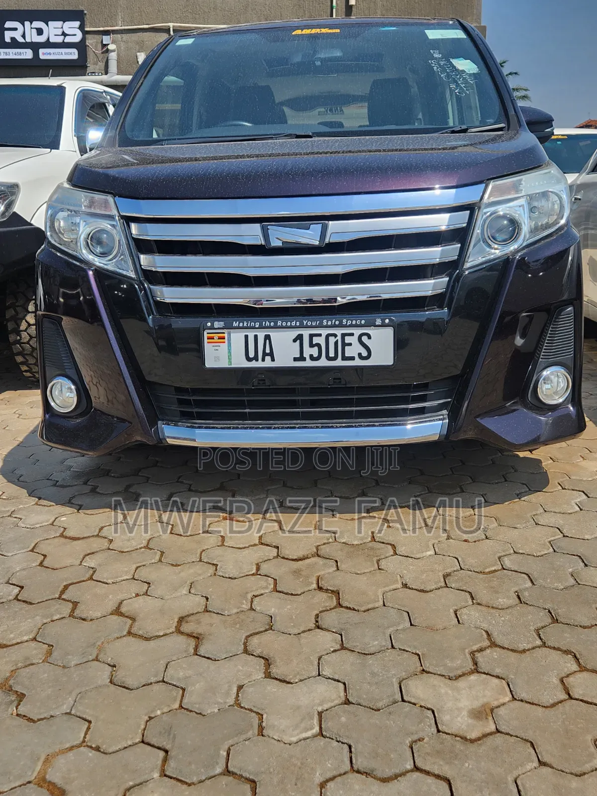 Toyota Noah 2015 Black