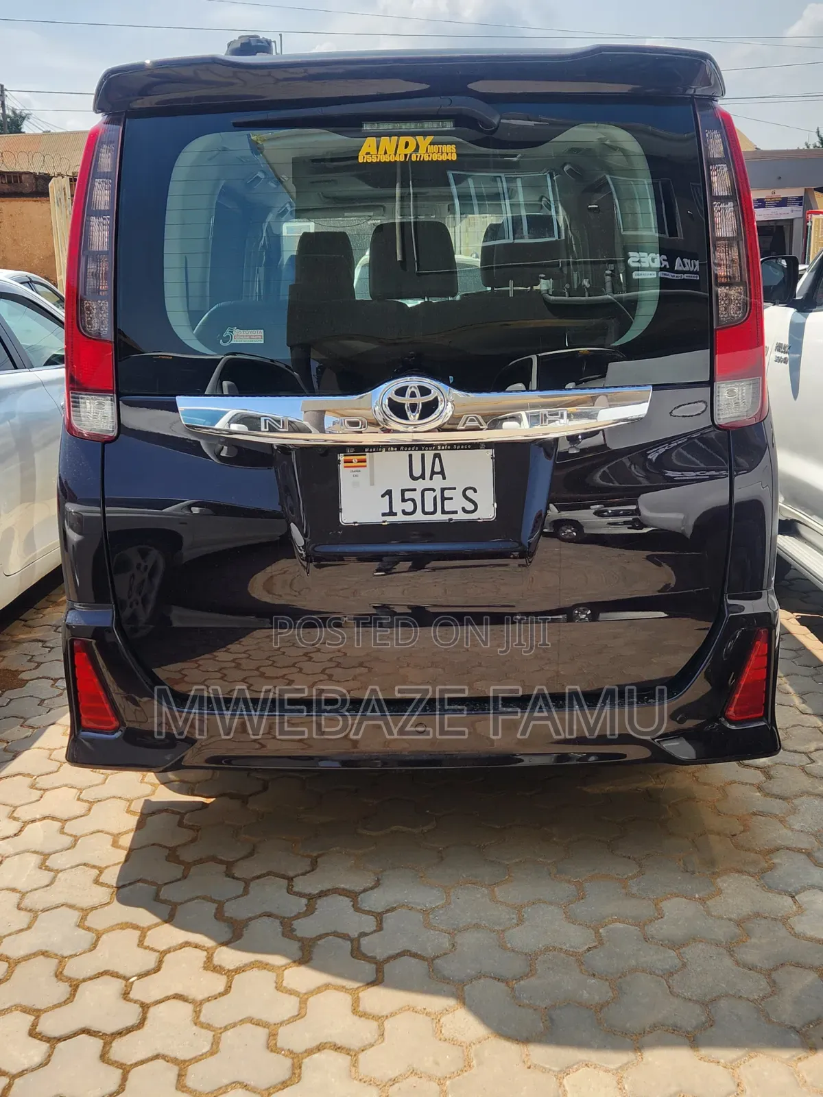 Toyota Noah 2015 Black