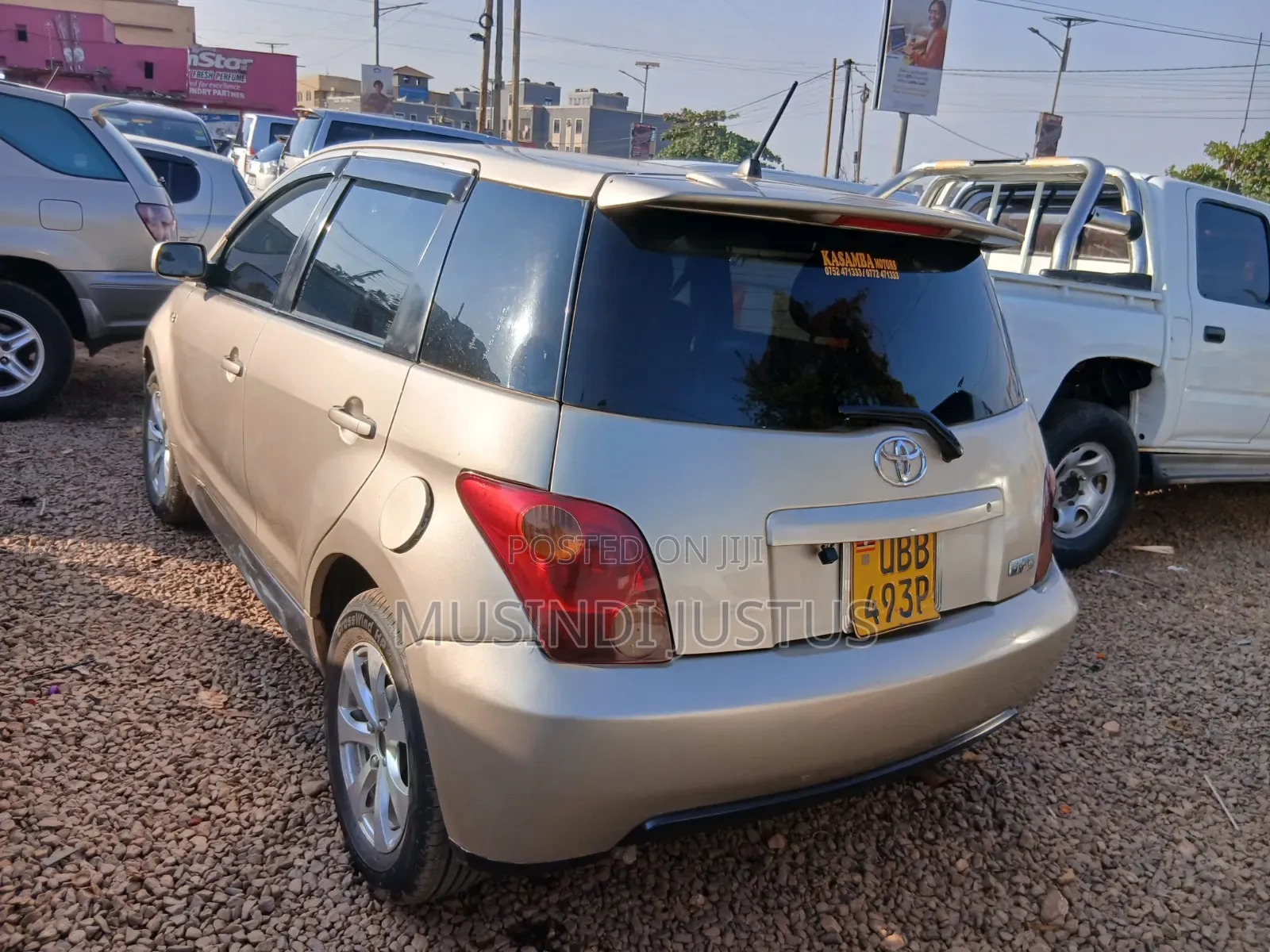 Toyota IST 2006 Gold