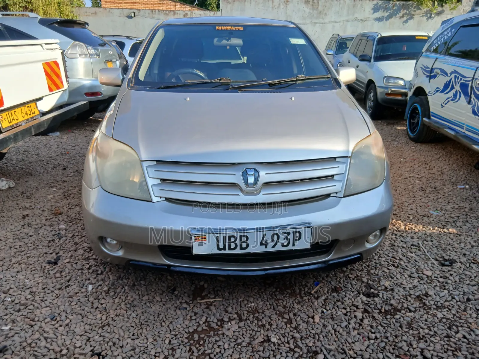 Toyota IST 2006 Gold