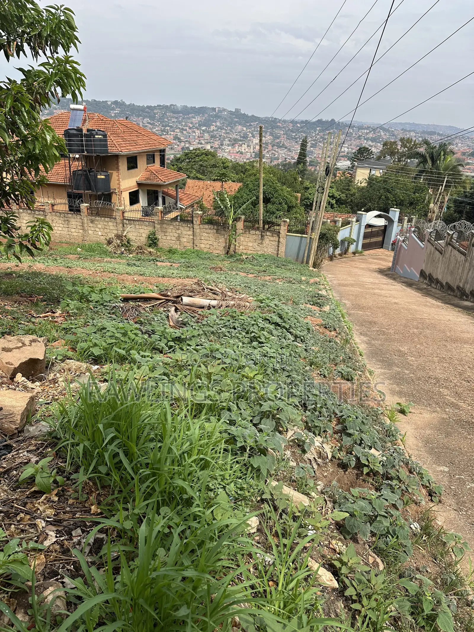 23 Decimal Plot for Sale in Muyenga at 900 Million