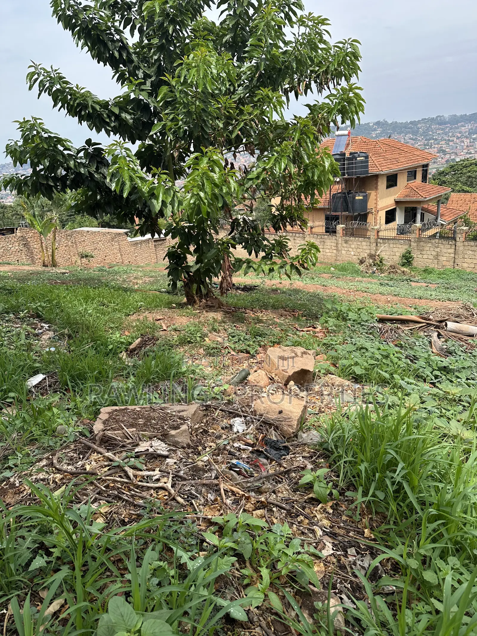 23 Decimal Plot for Sale in Muyenga at 900 Million