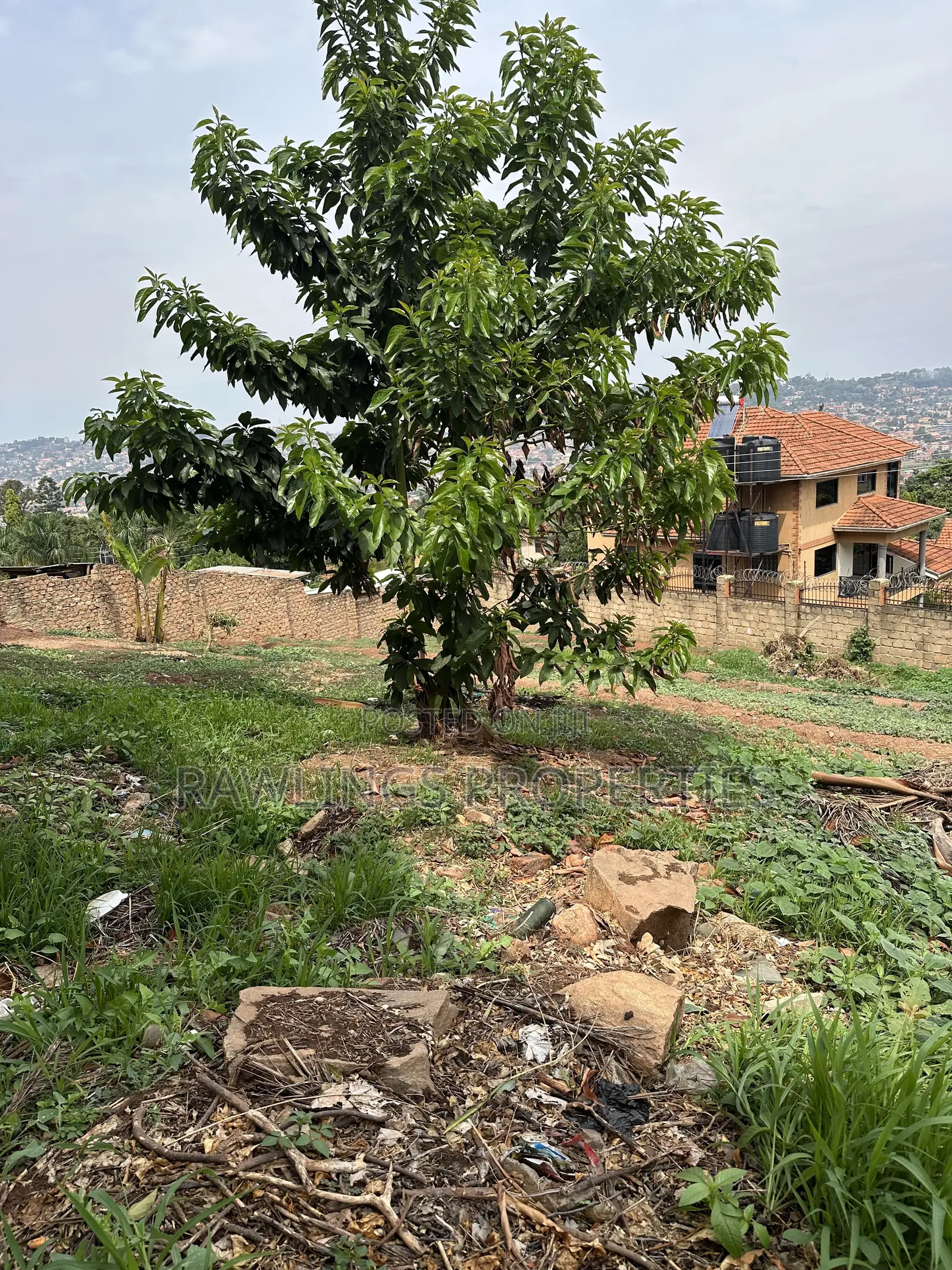 23 Decimal Plot for Sale in Muyenga at 900 Million