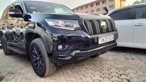 Toyota Land Cruiser Prado 2018 Black