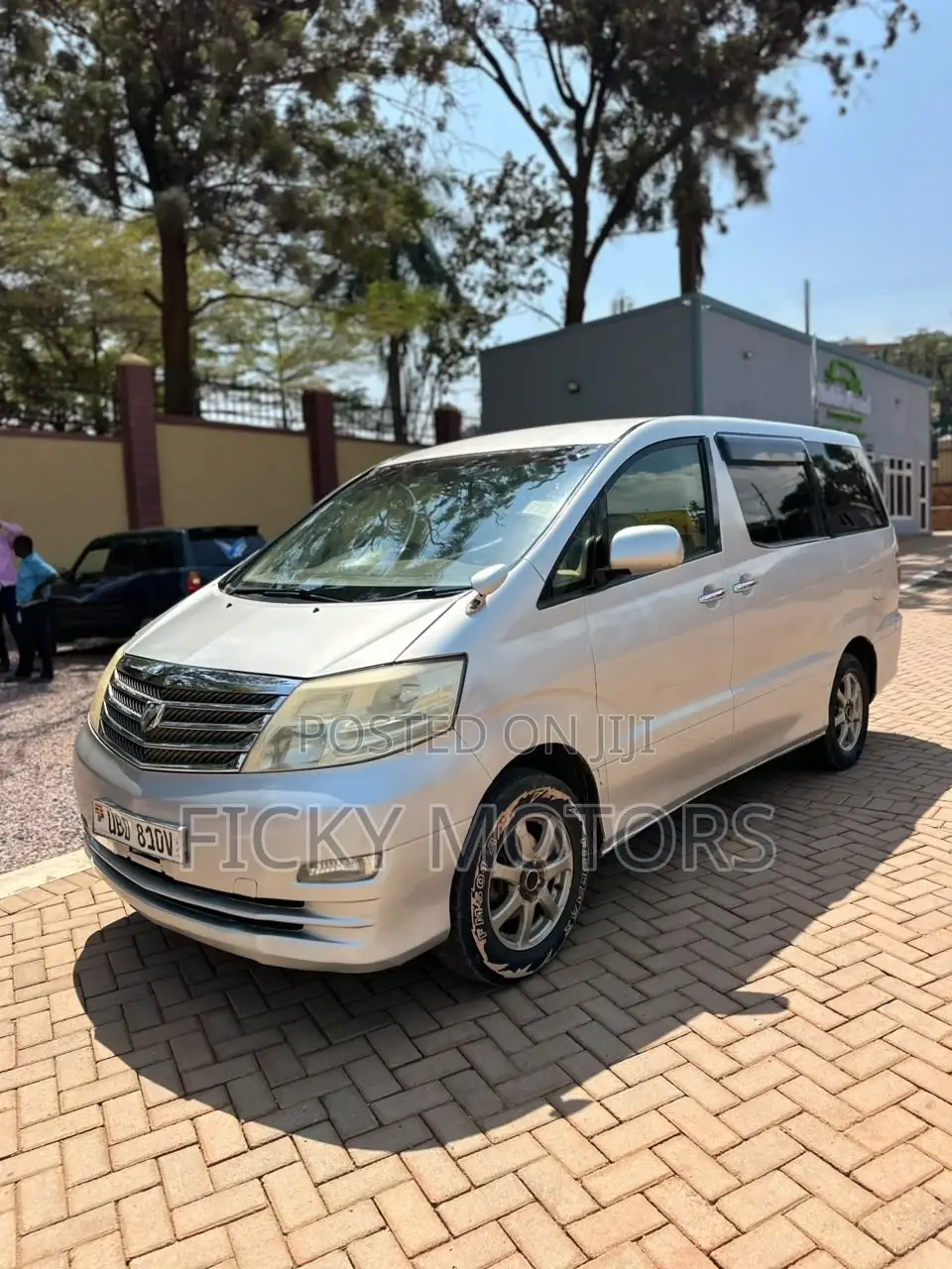 Toyota Alphard 2003 Silver