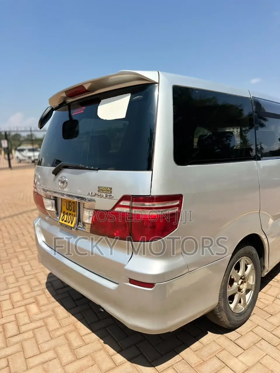 Toyota Alphard 2003 Silver