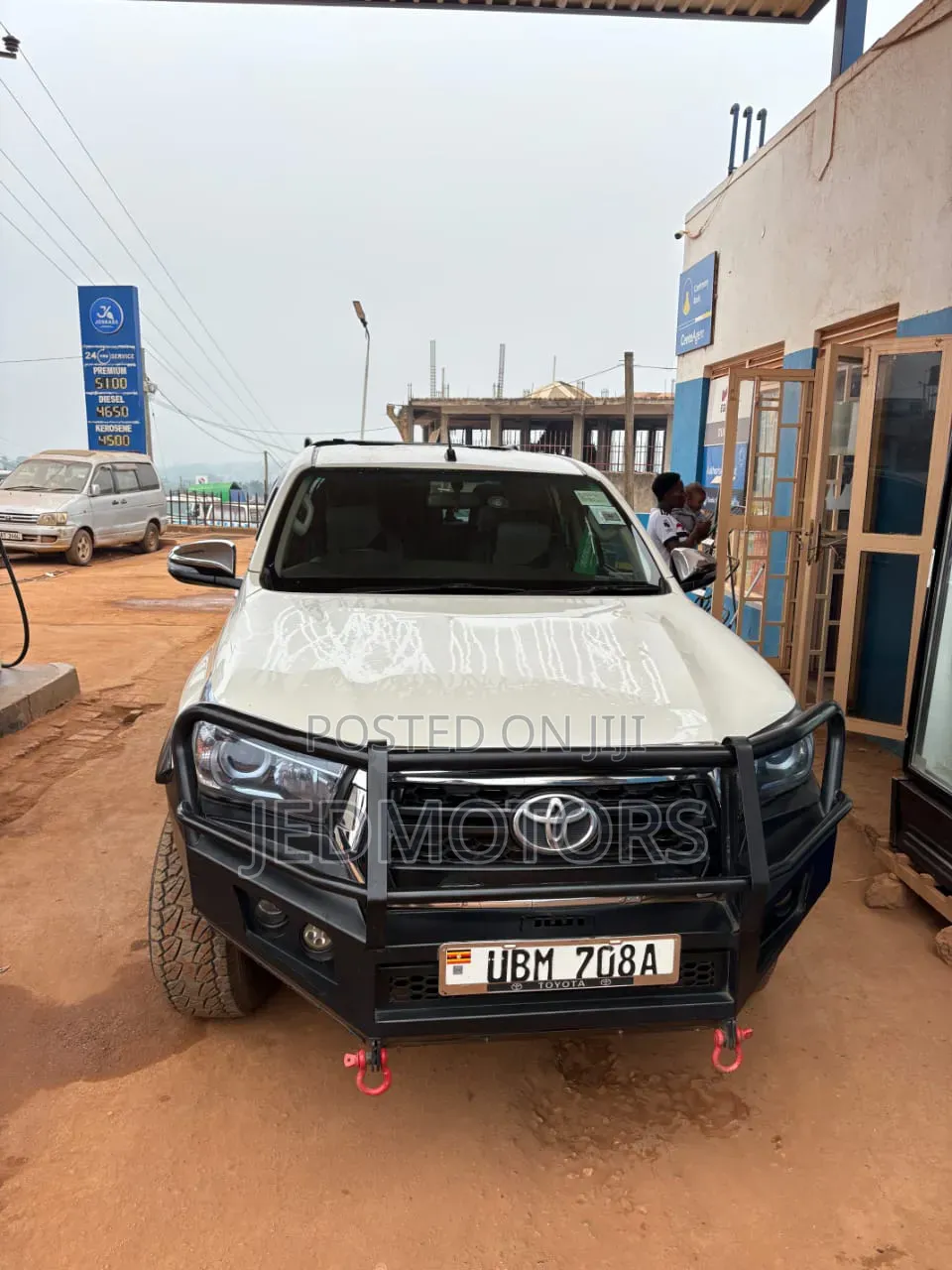 Toyota Hilux 2016 White