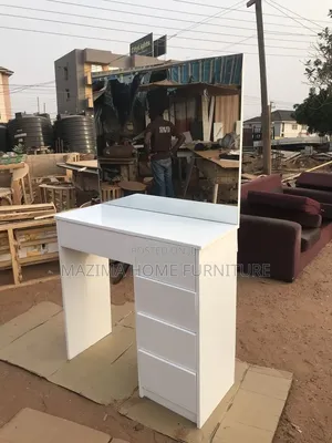 Dressing Mirror in White Color