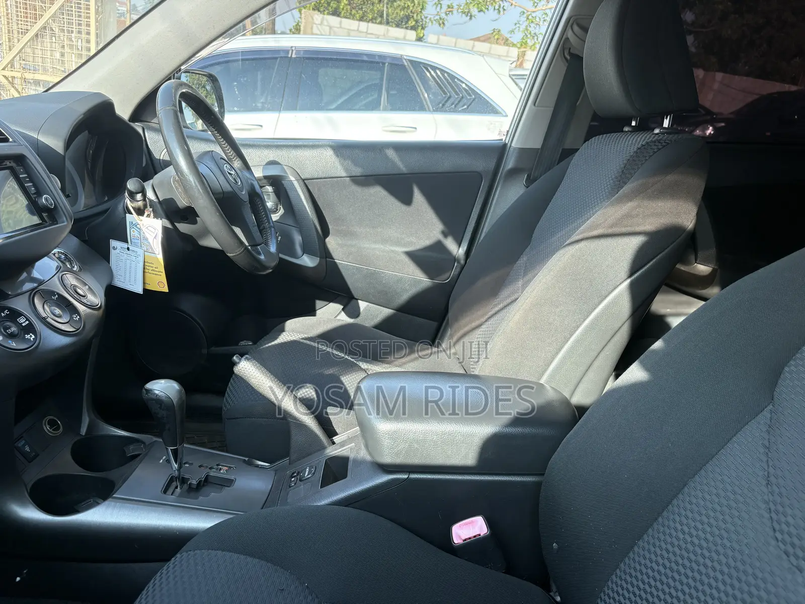 Toyota RAV4 2012 White