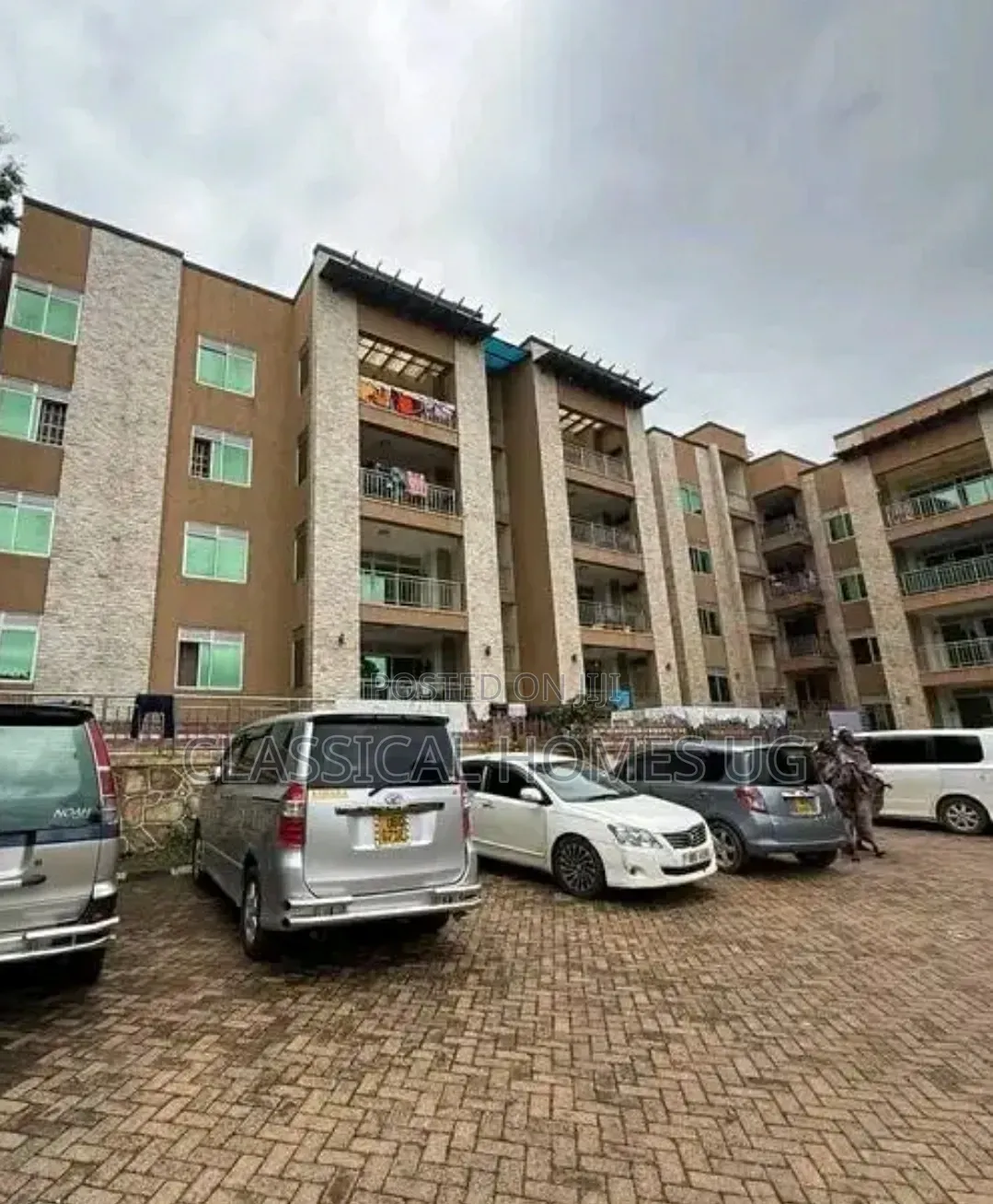 3bdrm Apartment in Komamboga, Central Division for rent
