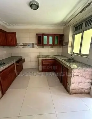 3bdrm Apartment in Komamboga, Central Division for rent