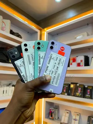 Apple iPhone 11 64 GB Red