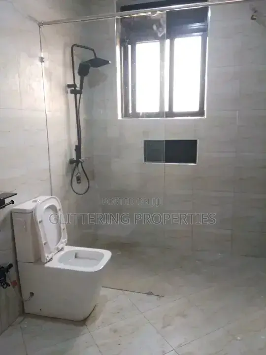 4bdrm Bungalow in Makindye, Central Division for rent