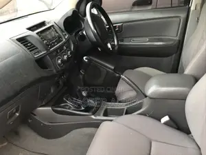 Toyota Hilux 2013 White