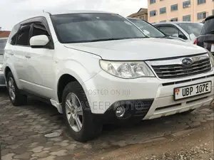 Subaru Forester 2009 White