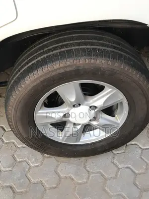 Lexus GX 470 Sport Utility 2006 White