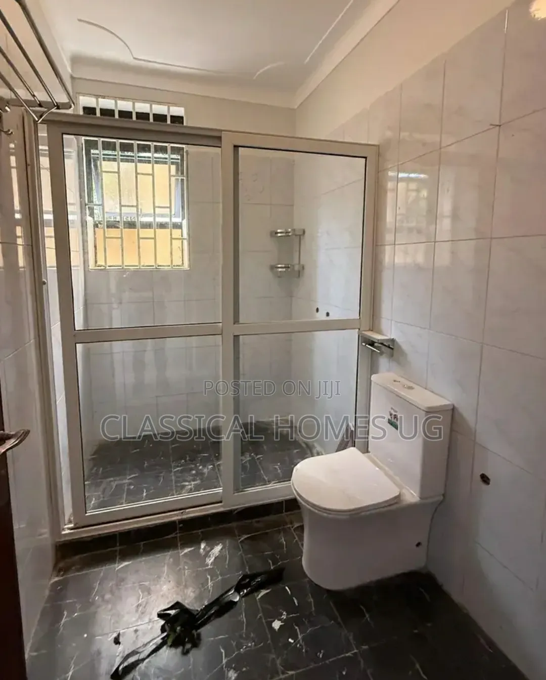 3bdrm Apartment in Komamboga, Central Division for rent