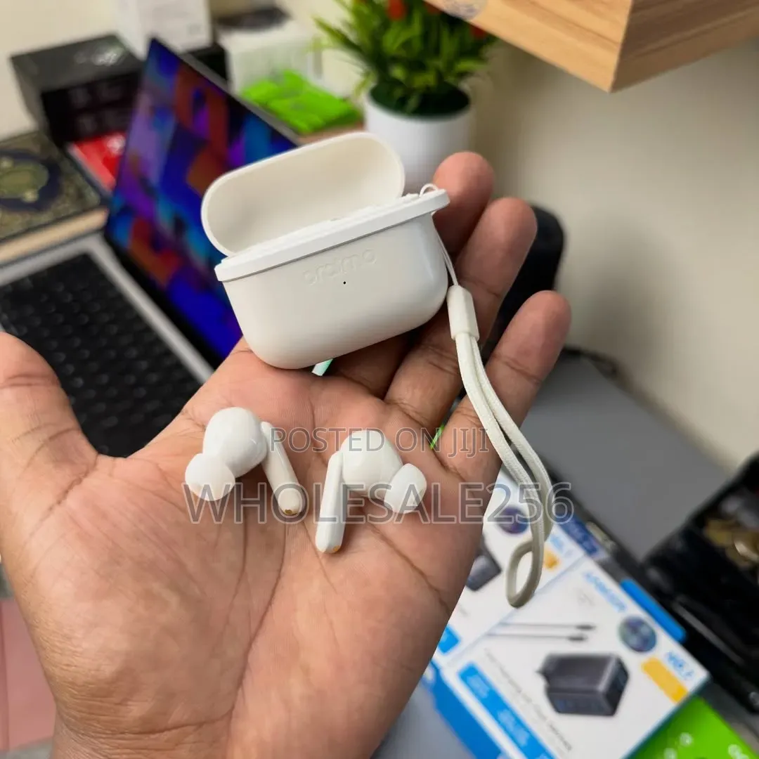 Brand New Oraimo Spacebuds Lite Otw-324 - Deep Bass, 40hr Battery