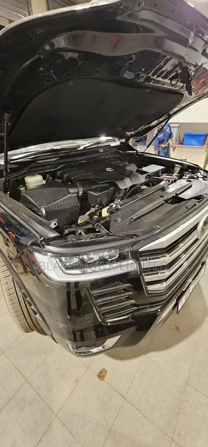 Toyota Land Cruiser 2016 Black
