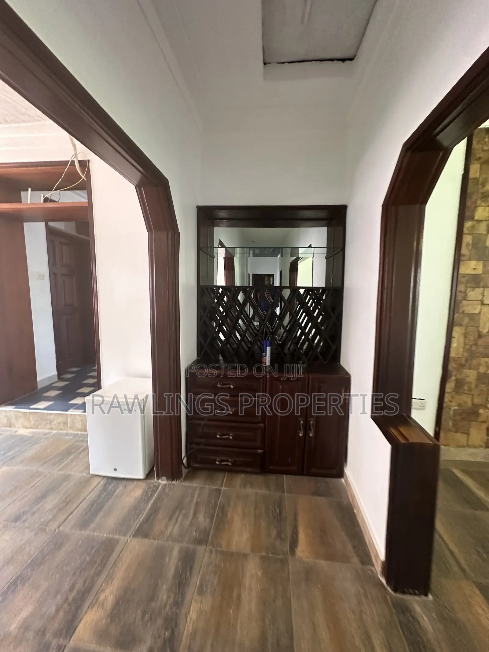 4bdrm Bungalow in Buziga, Makindye for sale