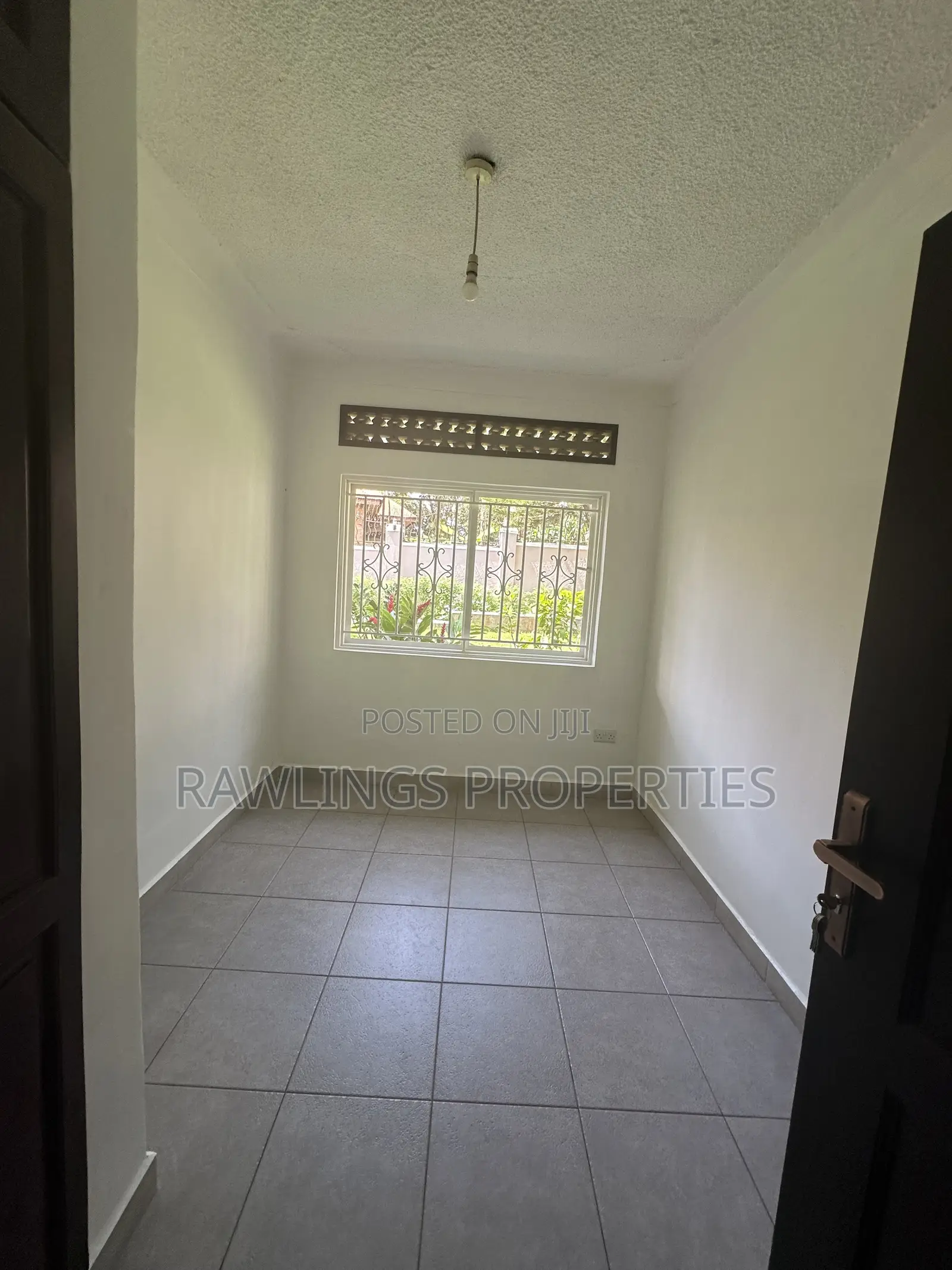 4bdrm Bungalow in Buziga, Makindye for sale