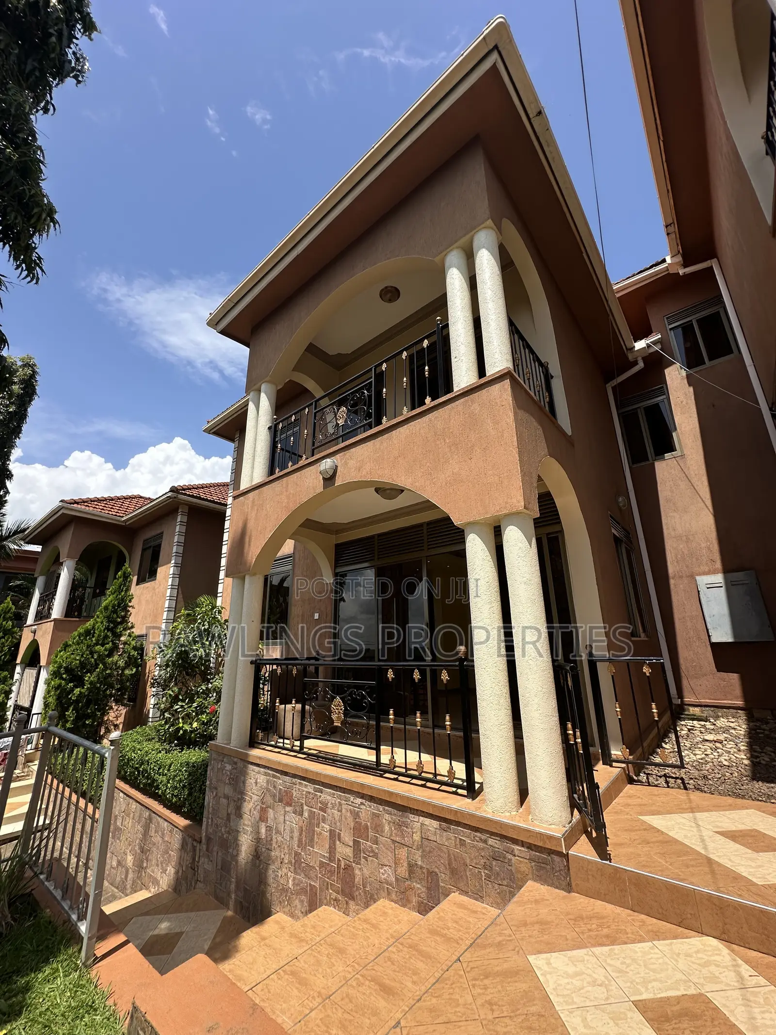 3bdrm Duplex in Bukasa, Makindye for rent