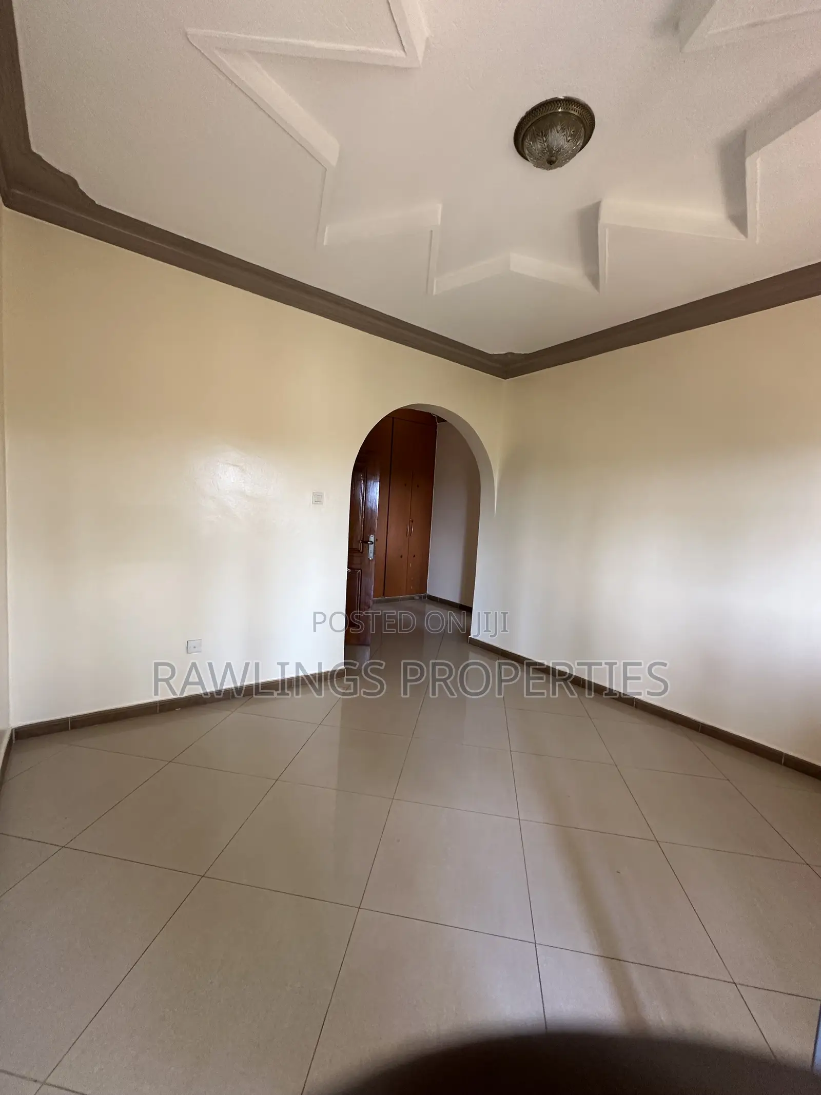 3bdrm Duplex in Bukasa, Makindye for rent