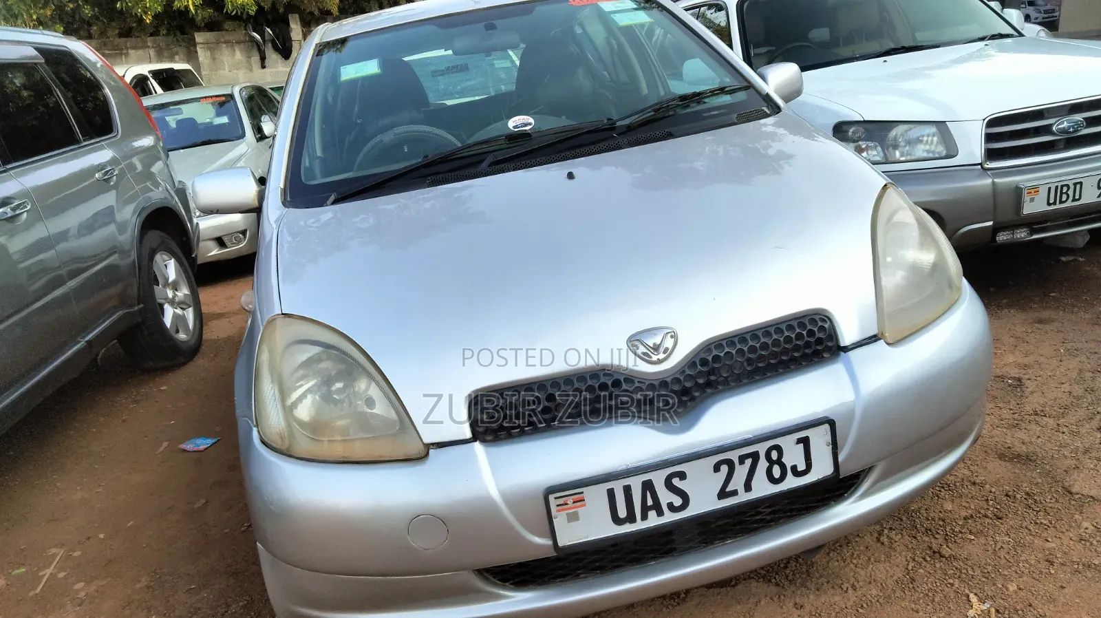 Toyota Vitz 2004 Silver