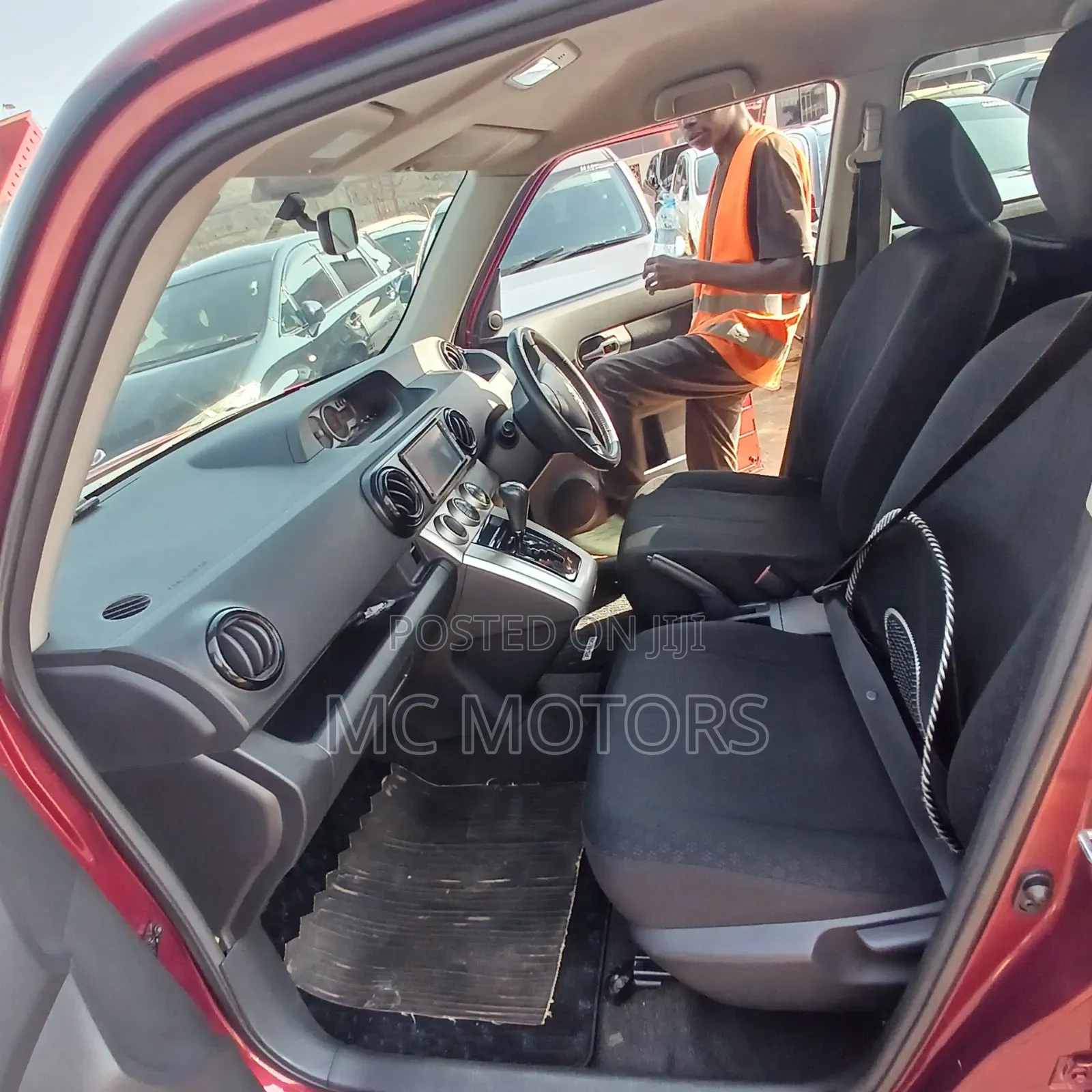 Toyota Corolla Rumion 2010 Maroon
