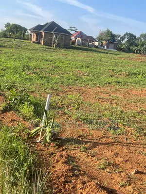 Affordable Nakawuka Estate Plots on Quick Sale!