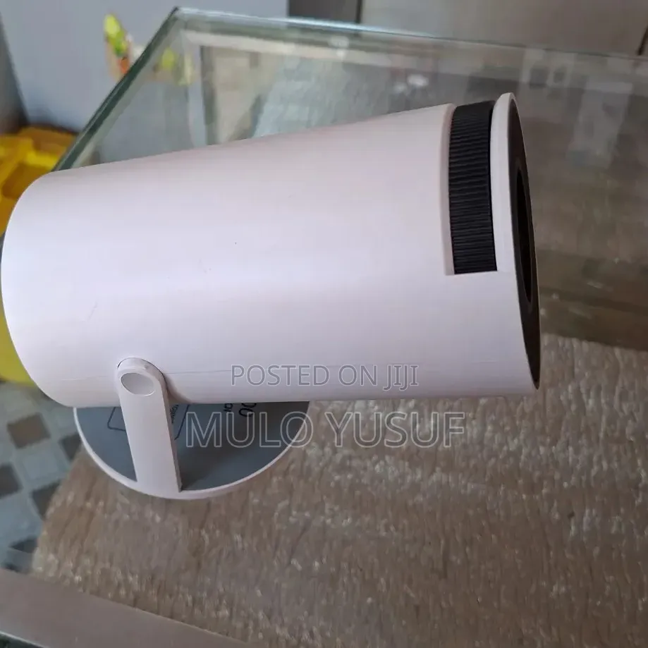 Mini Projector Hy300