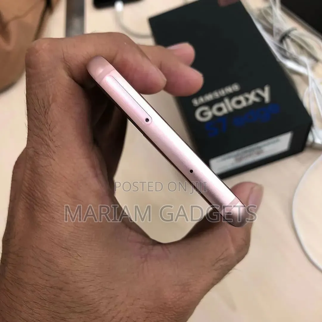 New Samsung Galaxy S7 edge 64 GB Pink
