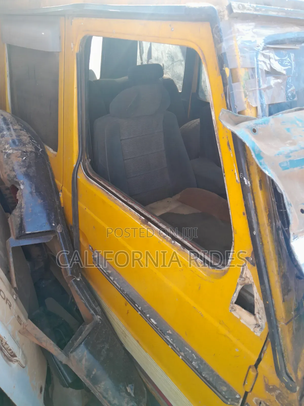 Mercedes-Benz G-Class 1998 Yellow