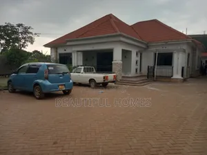 Furnished 4bdrm Bungalow in Kira for sale