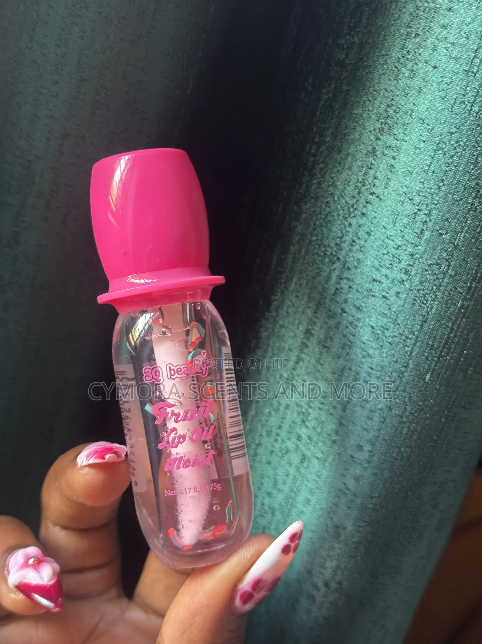 Lipgloss With Fruity Scents