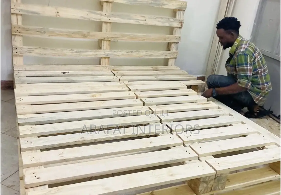 Rustic Handmade Queen Pallet Bed